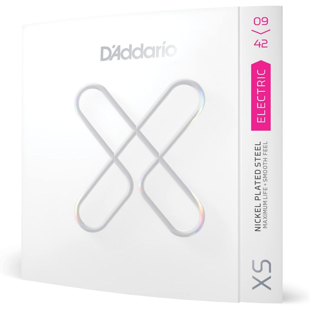 Dáddario guitar string packaging with brand logo and product details on a white background